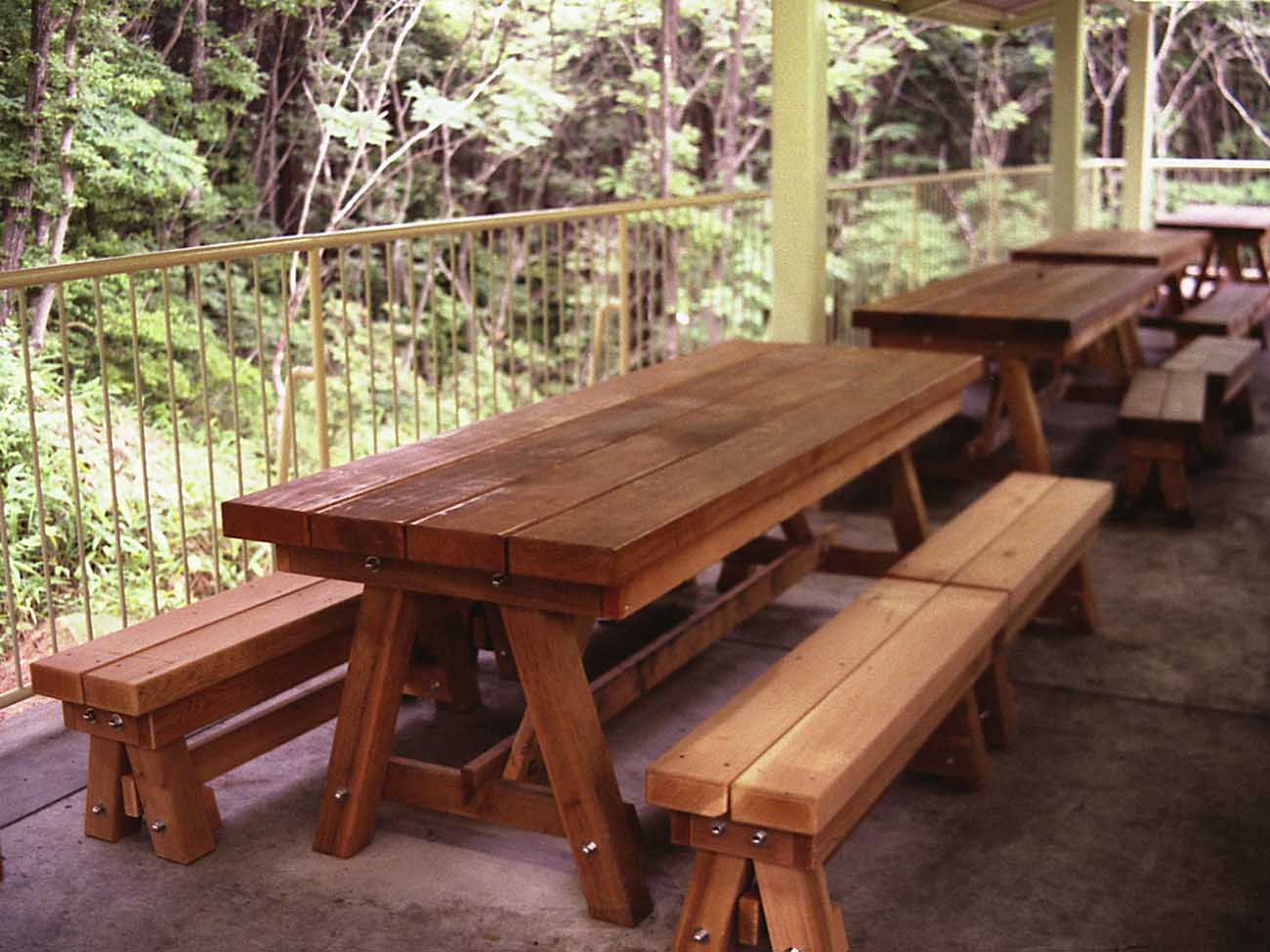 テーブル　中川木材産業
