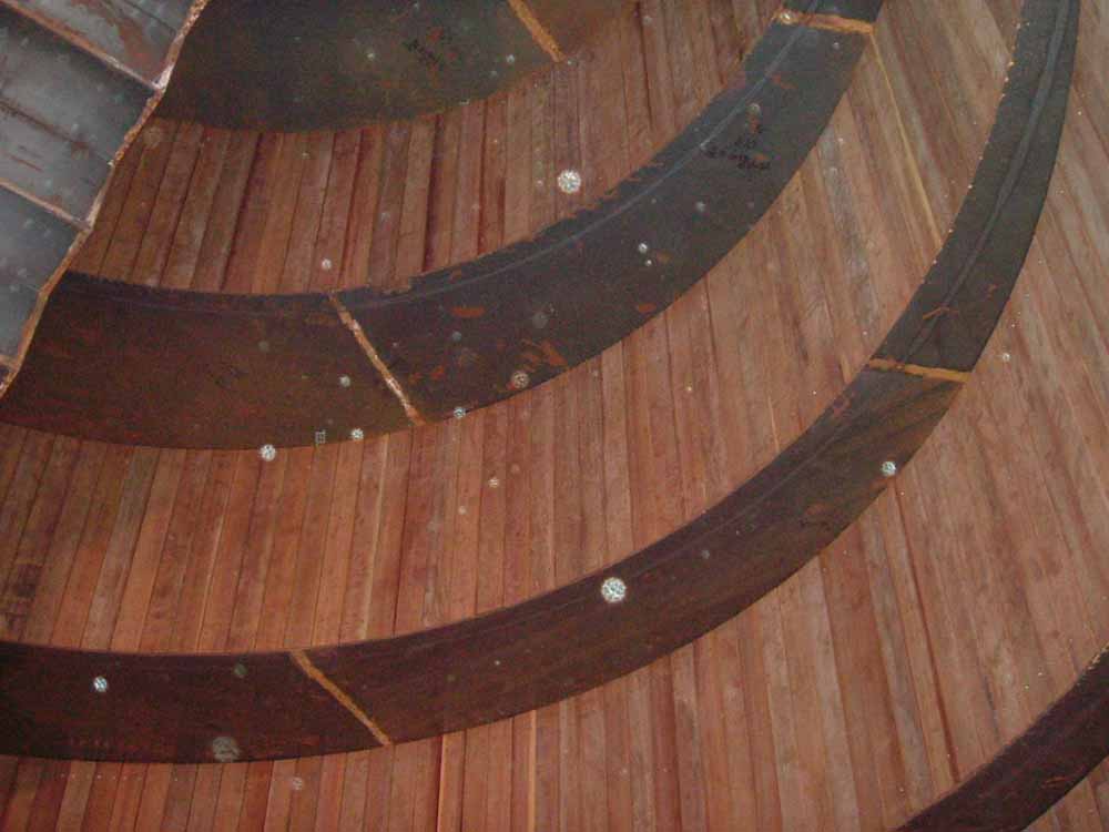 モニュメント太陽の塔　中川木材産業